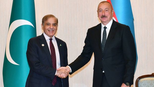 Prezident Şahbaz Şərifi təbrik etdi