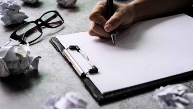 Uzun mətnlər yazanlarda şizofreniya əlamətləri aşkarlandı