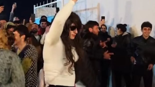 Sosial şəbəkədə yayılan görüntülər gündəmi alt-üst etdi - VİDEO