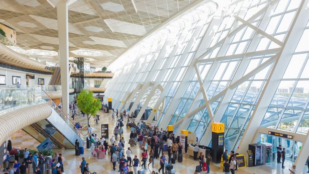 Bakı aeroportu cədvəlini DƏYİŞİR