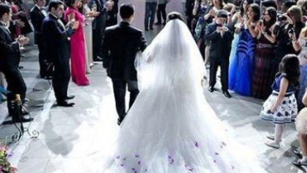 Azərbaycan toyunda bu adət DƏYİŞDİ &ndash; VİDEO