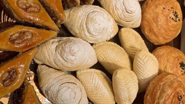 Bayramda çox şirniyyat yemisiniz?