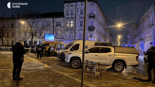 Rusiya Lvova zərbə endirdi - Yaralananlar var