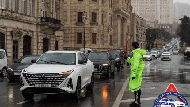 Sürücülərə və piyadalara XƏBƏRDARLIQ