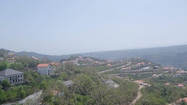 Dünya səyyahları Laçında