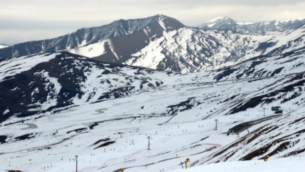 Şahdağa qar yağır - FAKTİKİ HAVA