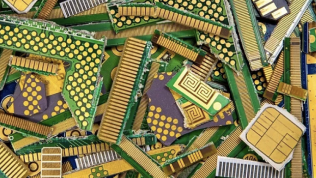 Varlanmağı gözləməyin: Köhnə telefonunuzda nə qədər qızıl var?