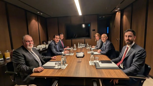 Hikmət Hacıyev Ərdoğanın baş müşaviri ilə GÖRÜŞDÜ: Nələr müzakirə edildi? - FOTO