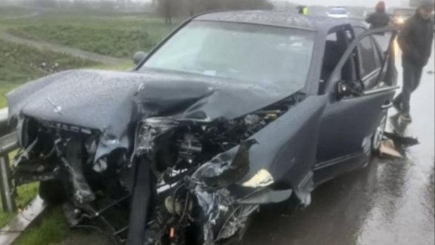 Masallıda QƏZA: 34 yaşlı sürücü həyatını itirdi, 2 yaralı var - FOTO/VİDEO