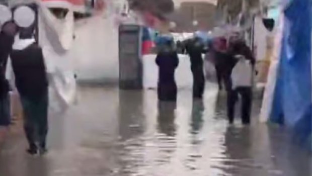 &ldquo;Sədərək&rdquo; ticarət mərkəzini də su basdı &ndash; VİDEO