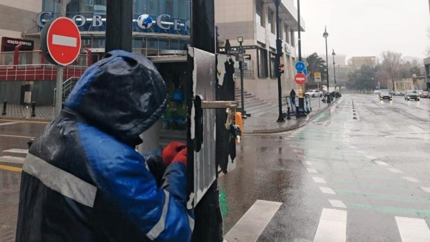 İşıqforlar işləməsə, bu nömrəyə zəng edin &ndash; FOTO