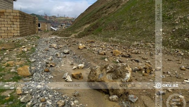 Qobuda sürüşmə oldu - FOTO
