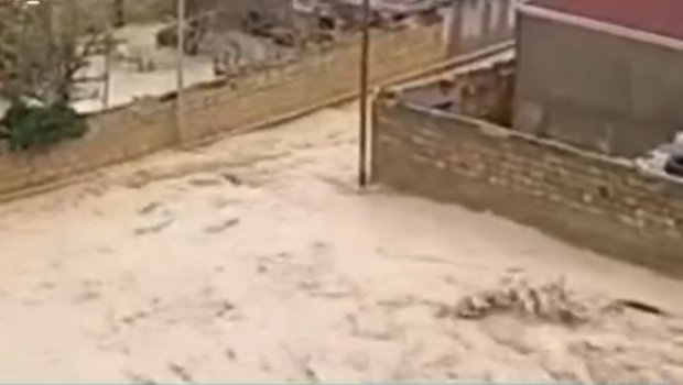 Sumqayıtda sakinlərin həyatı və əmlakları TƏHLÜKƏ ALTINDA - VİDEO