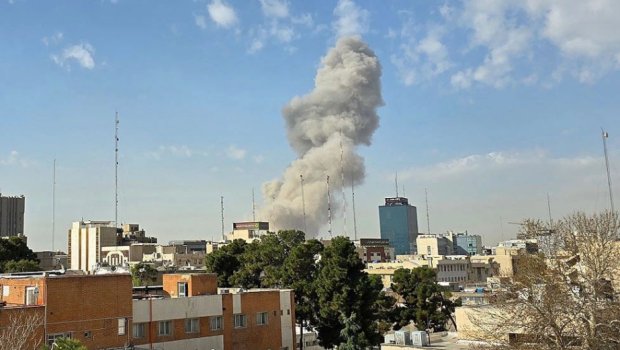 İsrail Tehrana kütləvi hava hücumu etdi &ndash; VİDEO