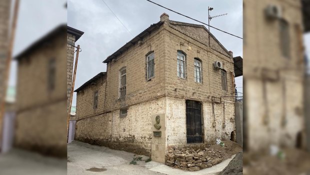 Bakıxanovun doğulduğu evin bir hissəsi uçdu - VİDEO