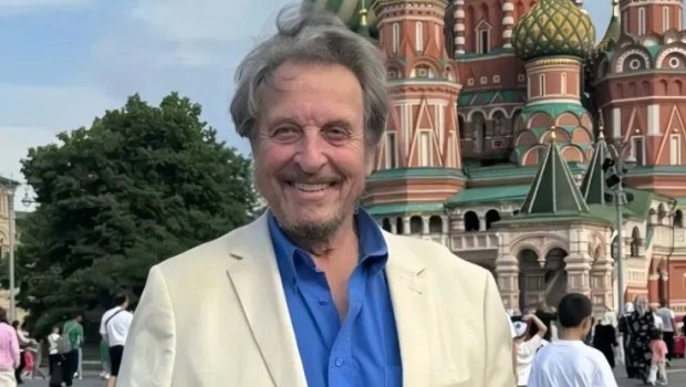 İlon Maskın küsülü olduğu atası Moskvaya köçür