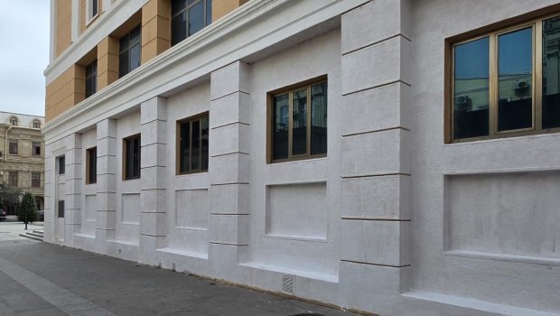 Nizami Kino Mərkəzinin divarları üçün boya sifariş edildi - FOTO