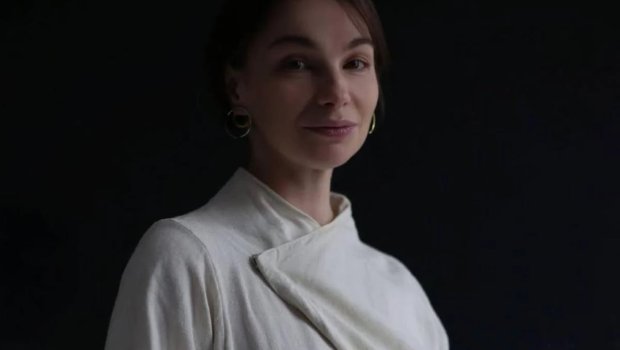 41 yaşlı müğənni ilk dəfə ana oldu - FOTO