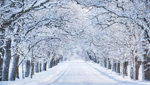 FAKTİKİ HAVA: Bəzi rayonlara yağış, dağlıq ərazilərə qar yağır