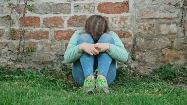 Ata-anası imtina etdi - Nənəsi də uşaq evinə vermək istəyir