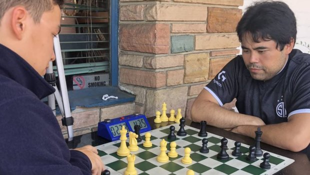 Şahmat əfsanəsi 67 dəqiqə düşündü - 2 dəqiqədə uduzdu