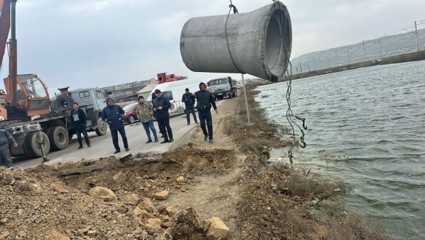 Leysana görə Puta gölünə beton boru qoyuldu - VİDEO
