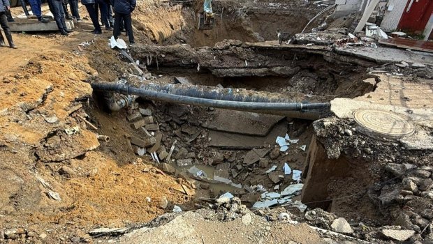 Bakıda yüzlərlə ev, görün nəyin üzərində tikilib