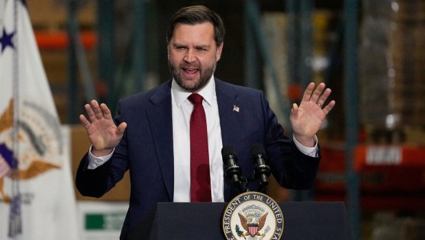 Vens: Hörmüzü bağlamaq İrana baha başa gələ bilər - VİDEO