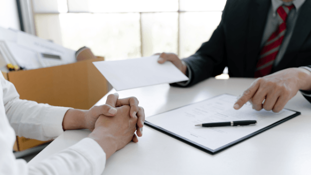 İşdən qanunsuz çıxarılan 44 nəfər əvvəlki işlərinə BƏRPA OLUNDU