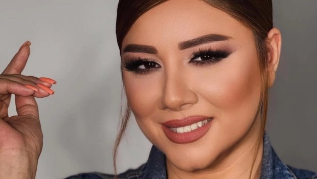 Əkiz övladlarını itirən aparıcı yenidən ana oldu