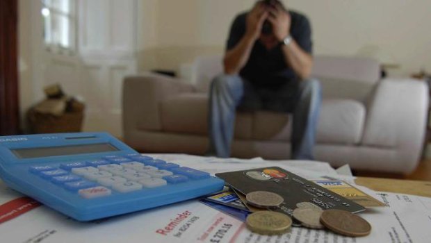 Banka borcu olanların NƏZƏRİNƏ - Maaşınızdan bu qədər tutula bilər