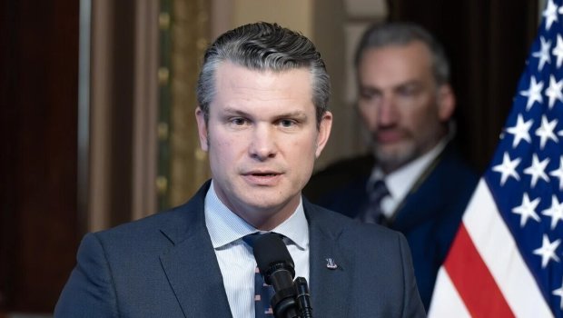 ABŞ-ın müharibə naziri: &ldquo;İran atəşkəs üçün yalvarırdı&rdquo; &ndash; VİDEO