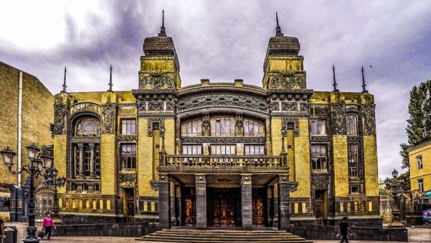 Opera və Balet Teatrında solistlərlə bağlı məsələyə aydınlıq gətirilib