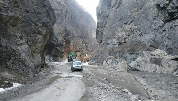 Quba-Xınalıq yolunda sürüşmə