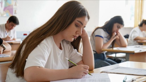 Abituriyentlərə ŞAD XƏBƏR: Bu qruplarda ballar enə bilər