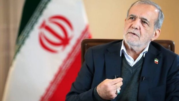 Pezeşkian: &ldquo;Biz hələ də əlimizi tətiyin üstündə saxlayırıq&rdquo;