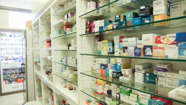 Xəstə aptekə silahlı hücum etdi, pulsuz dərman almaq istədi - Cinayətin TƏFƏRRÜATI