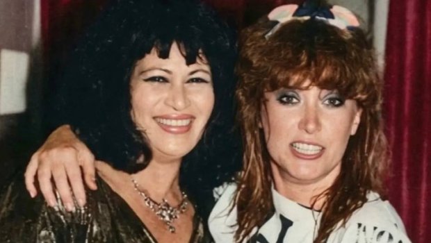 Zeynəb Xanlarova və Alla Puqaçova illər əvvəl - Foto