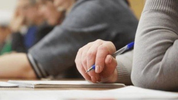 İmtahandan kənarlaşdırılan şagird danışdı - VİDEO