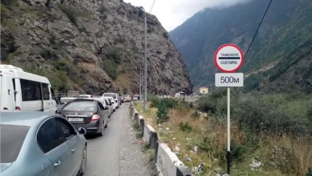 Ermənistanın Rusiyaya yeganə yolu BAĞLANDI