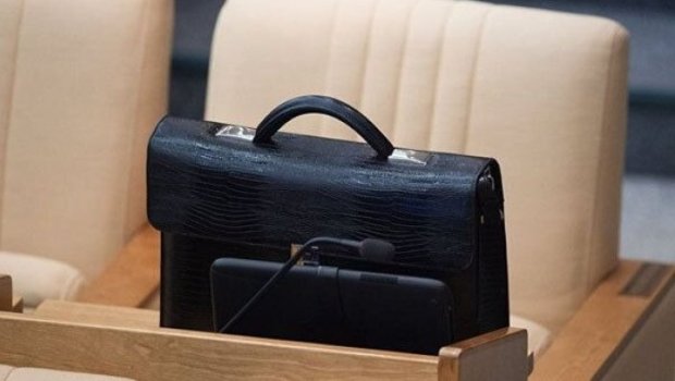 Elşən Heydərli vəzifəsindən azad edildi