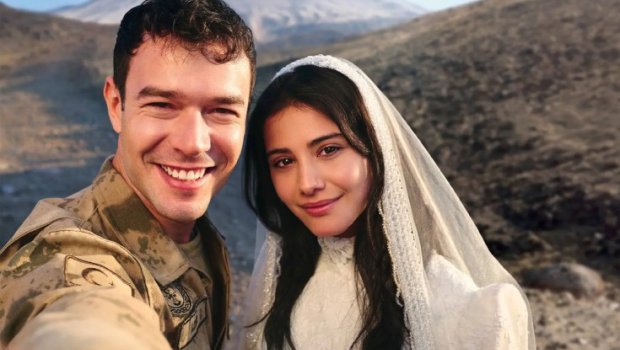 Helinlə Aytaç sevgilidir?