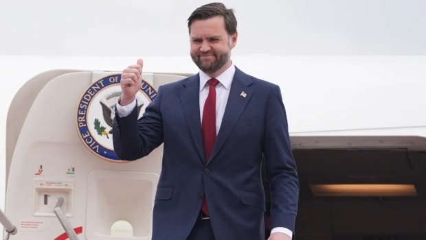 Vens İslamabaddadır - VİDEO