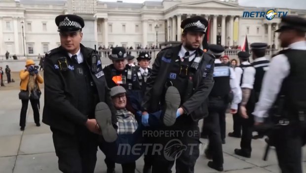 Londonda Fələstinə dəstək aksiyasında 500-dən çox şəxs TUTULDU - VİDEO