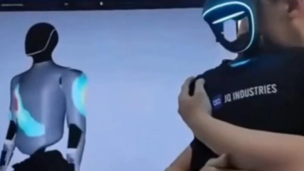 Çində robotlar bunu da bacaracaqlar - VİDEO