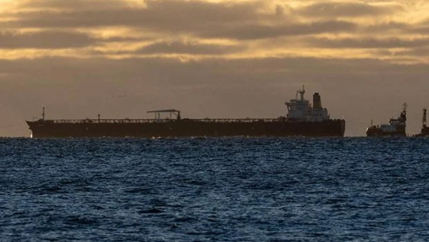 İsveçdə saxlanılan gəmi sərbəst buraxıldı