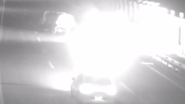 Sürücü məsuliyyətsizliyi ağır qəzaya səbəb oldu &ndash; ANBAAN VİDEO