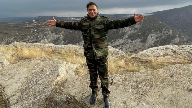 Xalq artistinin oğlu hərbi xidmətə gedir &mdash; FOTO