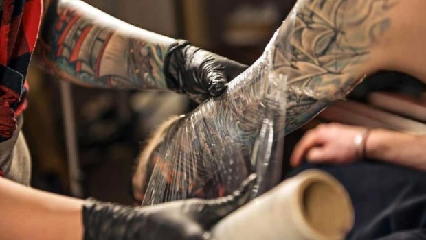 Döyməsi olanlar əsgərliyə APARILMIR?