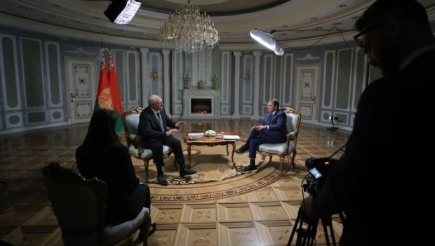 Lukaşenko: &ldquo;Nüvə silahını niyə ölkəmizə gətirdim?&rdquo;